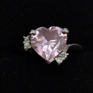 AVIV Sterling Silver 925 Pink Crystal Heart Ring Romantic Coquette Size 6.25